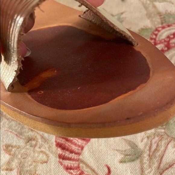 Ancient Greek Sandals Taygete Gold Ribbed Minimalist Sandals - Picture 4 of 10